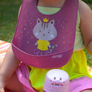 Babador Silicone com Bolso Coletor de Migalhas - Impermeável, Velcro, Milky